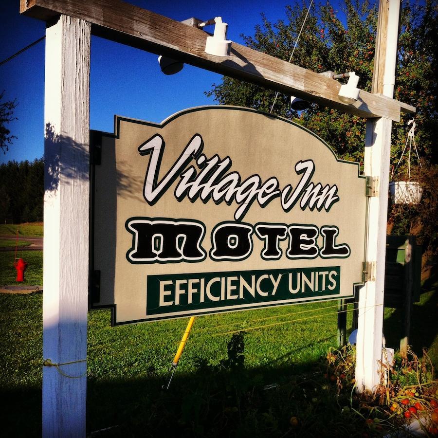 Village Inn Motel Chatham Exterior photo