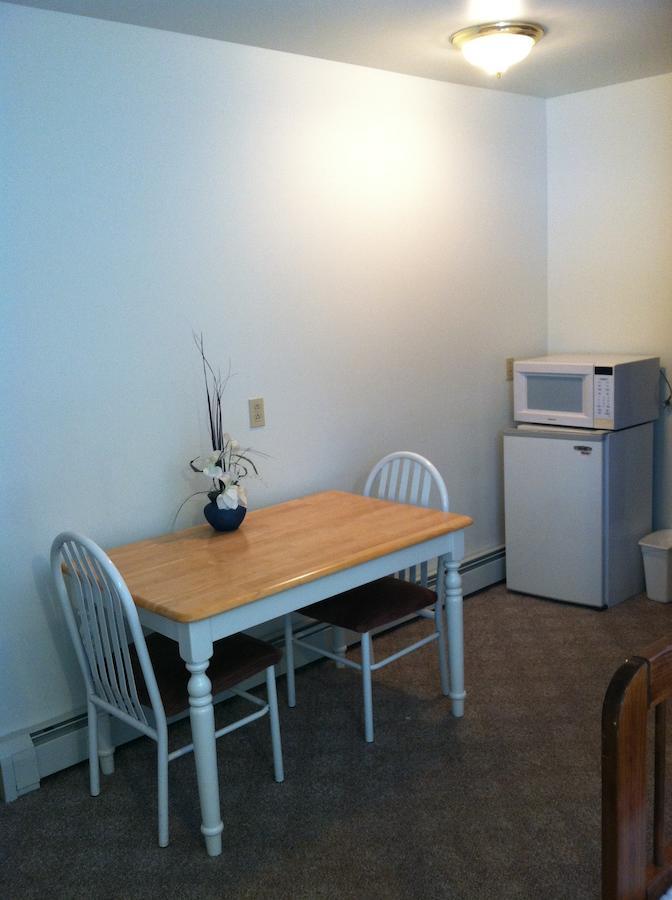 Village Inn Motel Chatham Room photo